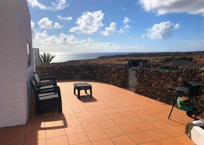 Playa Marina Eco And Pool Mala View * Arrieta (Lanzarote)